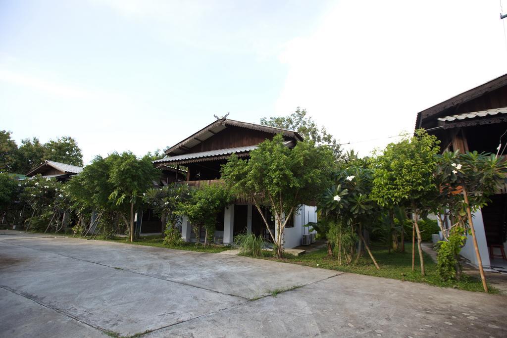 Hora Home Lampang Zewnętrze zdjęcie