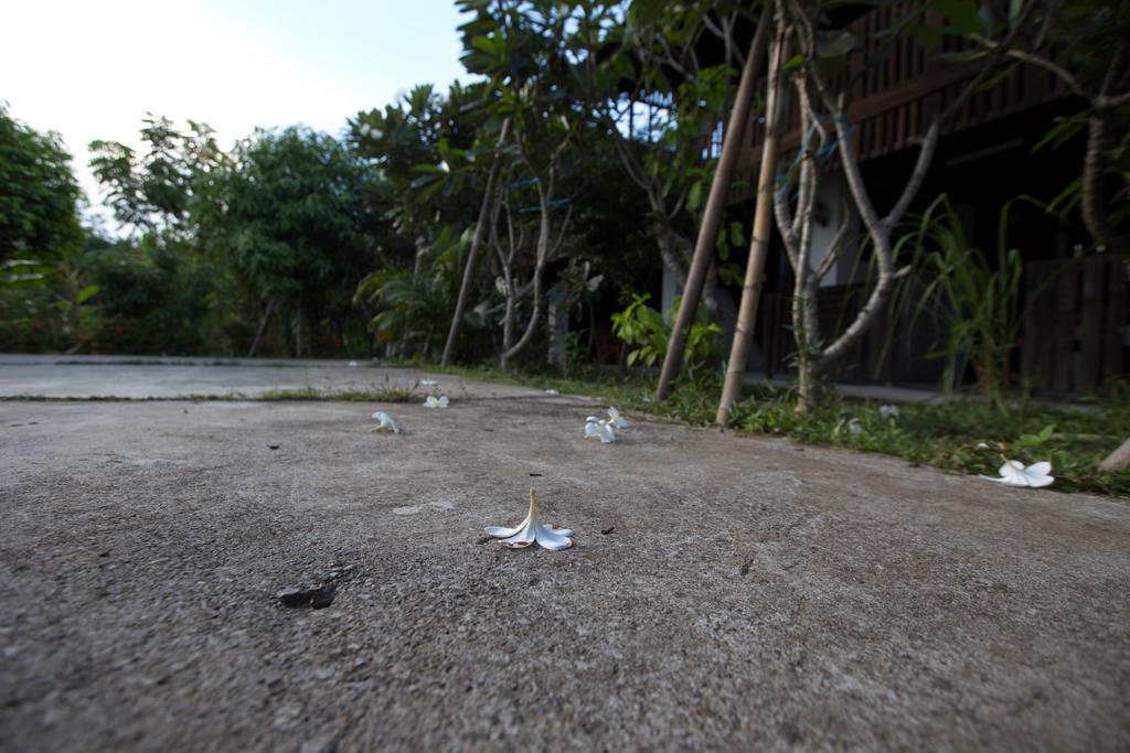 Hora Home Lampang Zewnętrze zdjęcie